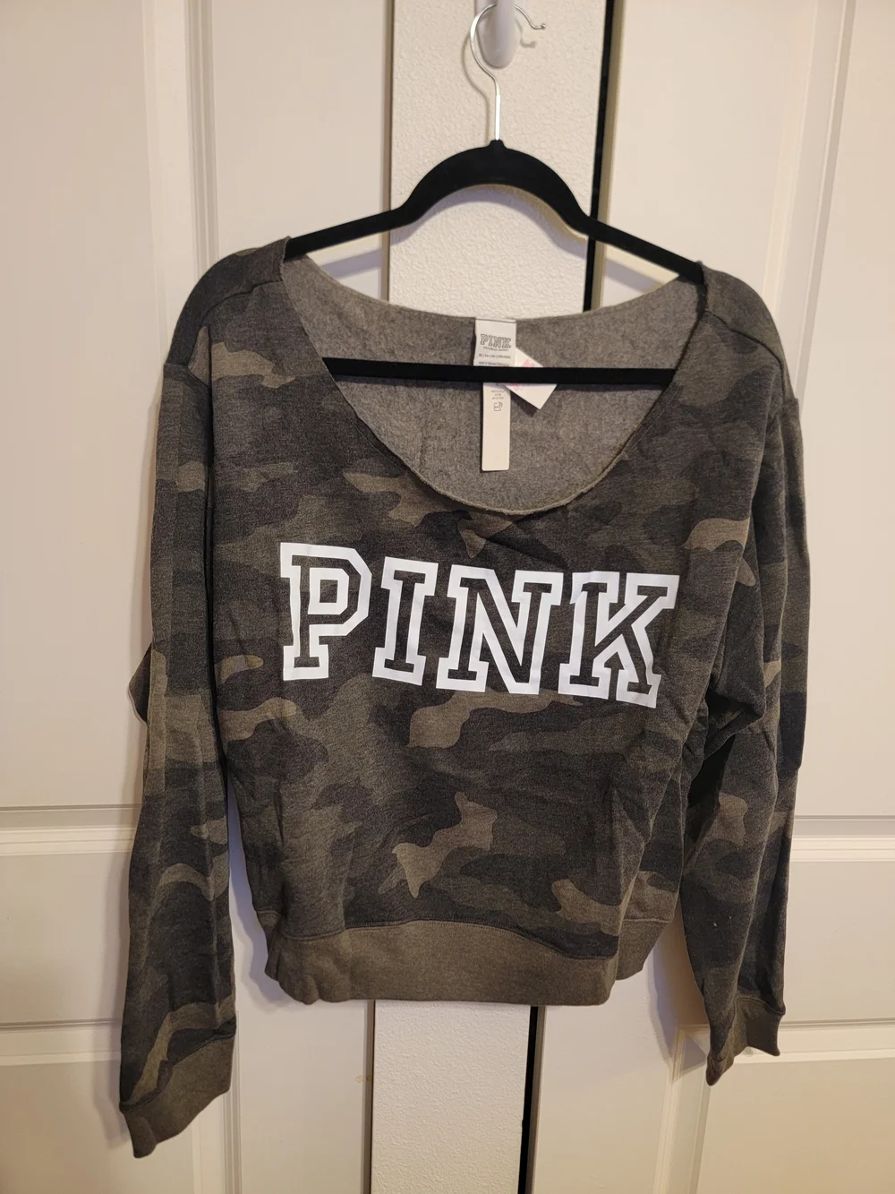 PINK Victoria's Secret Camouflage Pullover Sweatshirt and Joggers - Picture 2 of 5